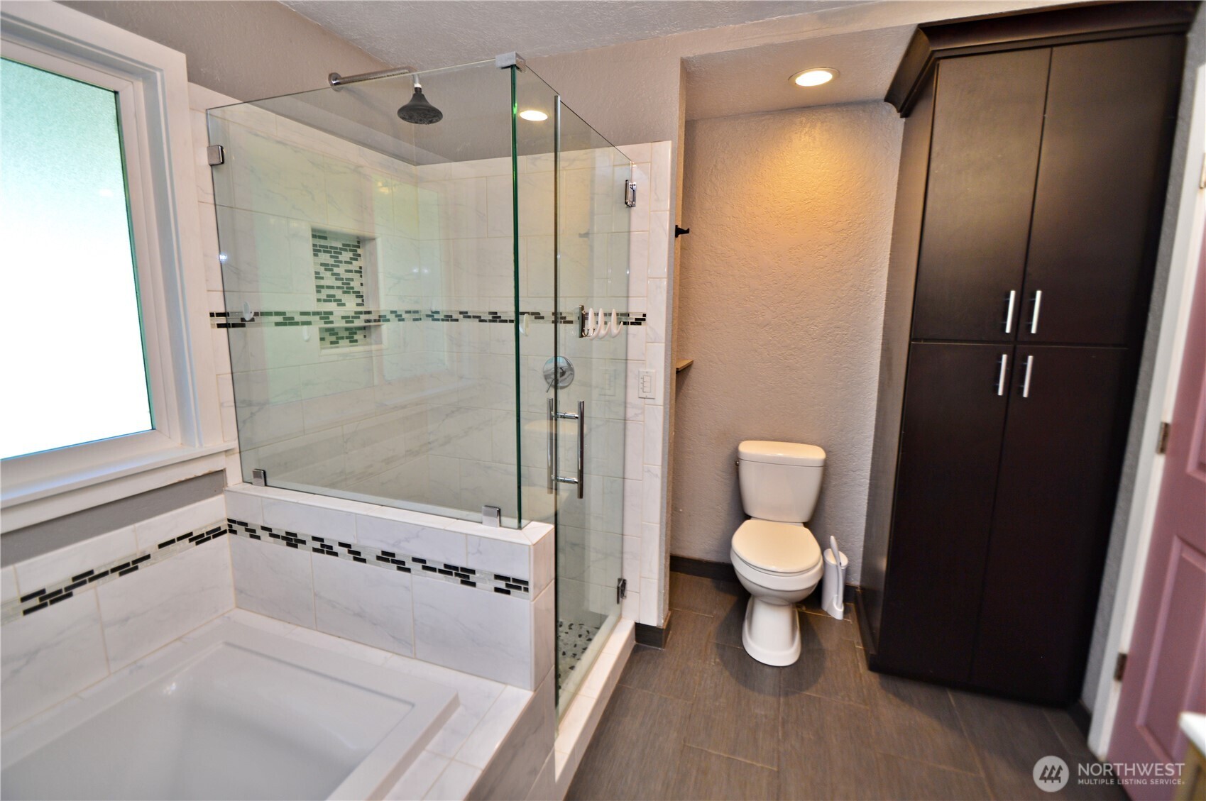 4830 Beverly Drive Property Photo 13
