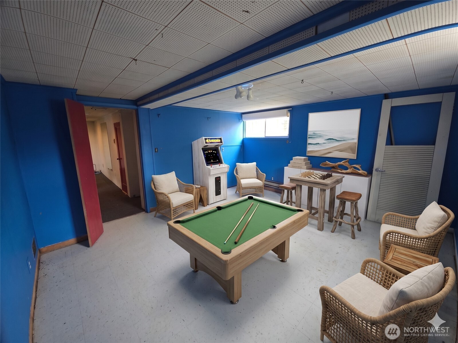 2016 W 6th Property Photo 14