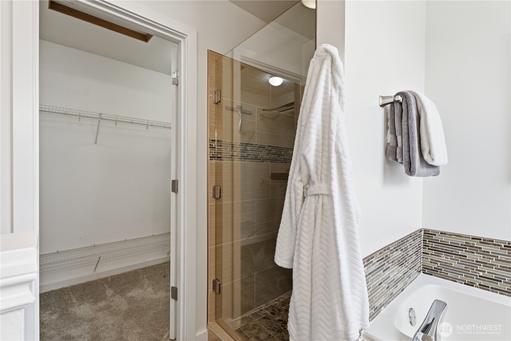 18 167th Place Property Photo 24