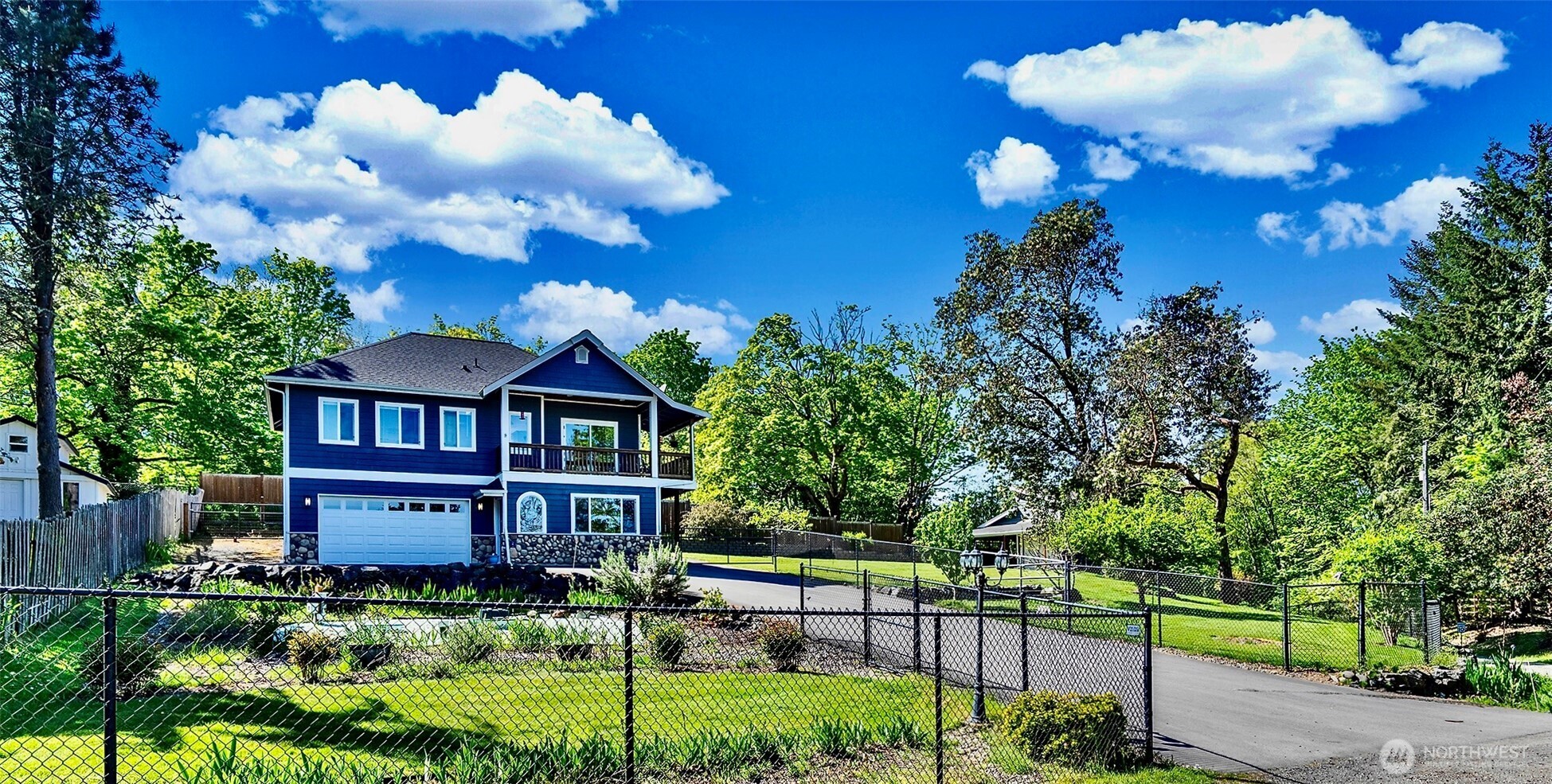 2608 142nd Avenue Property Photo 5