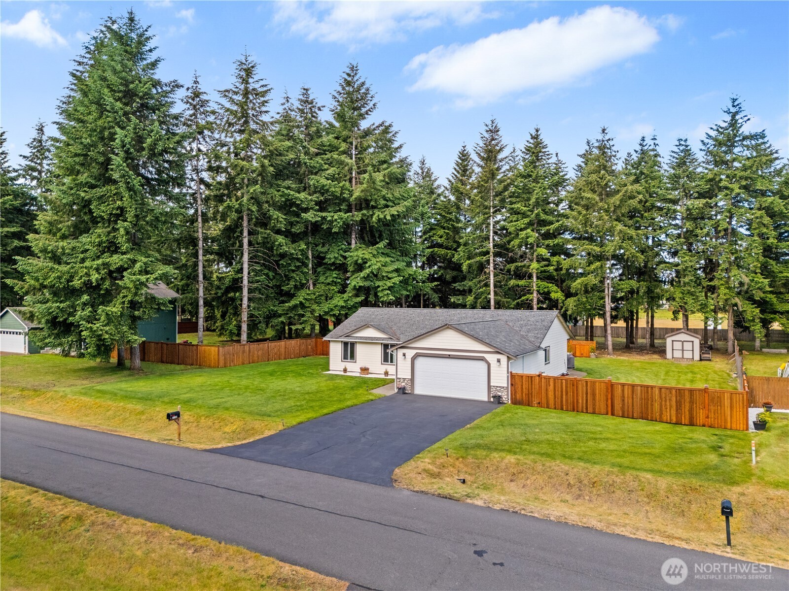 5130 180th Trail Property Photo 4