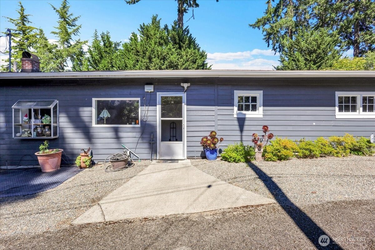 15402 Rose Road Property Photo 29