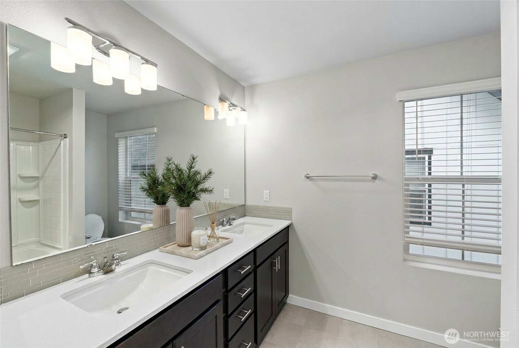 1621 Seattle Hill Road F4 Property Photo 26