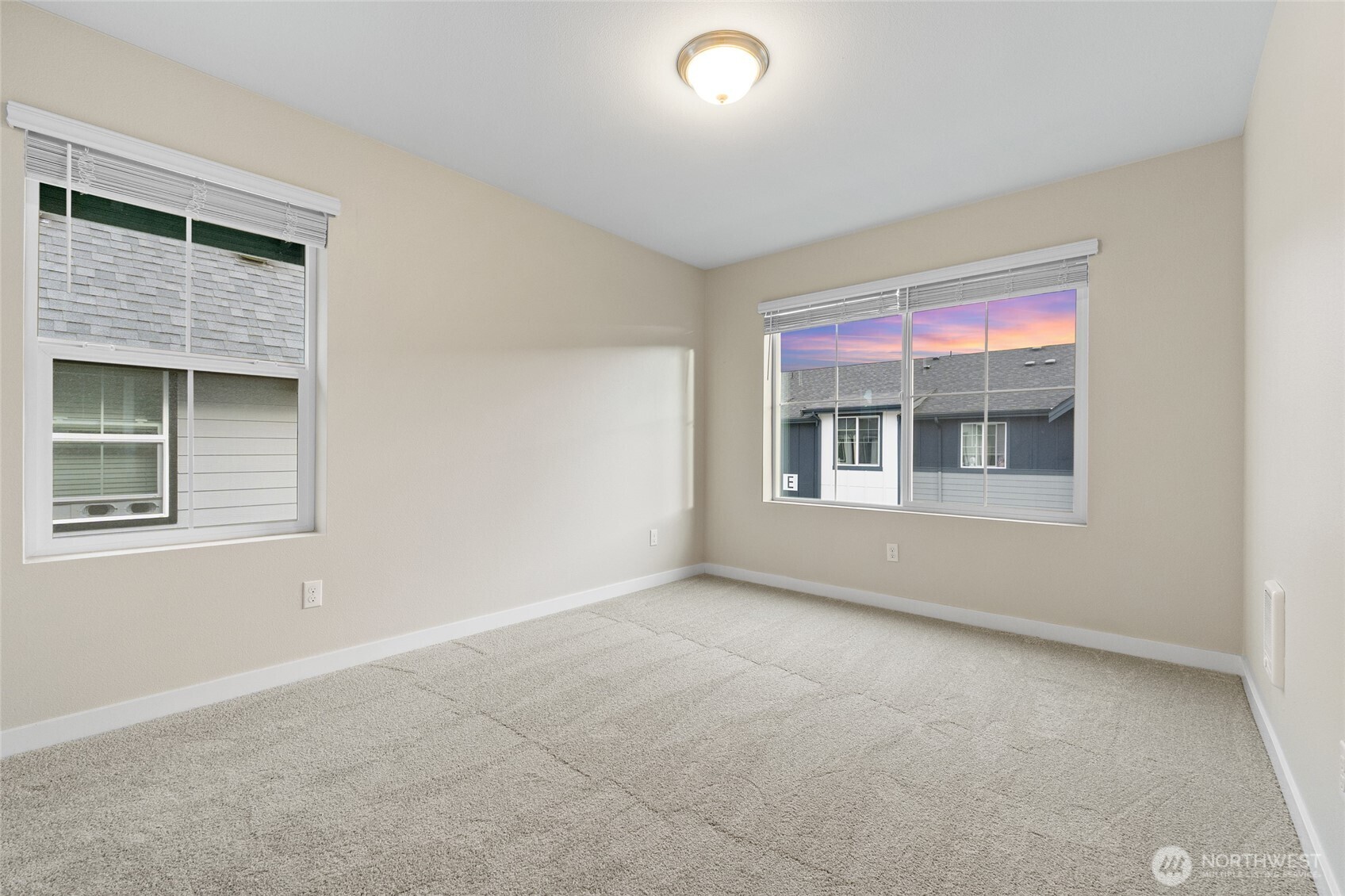 1621 Seattle Hill Road F4 Property Photo 31