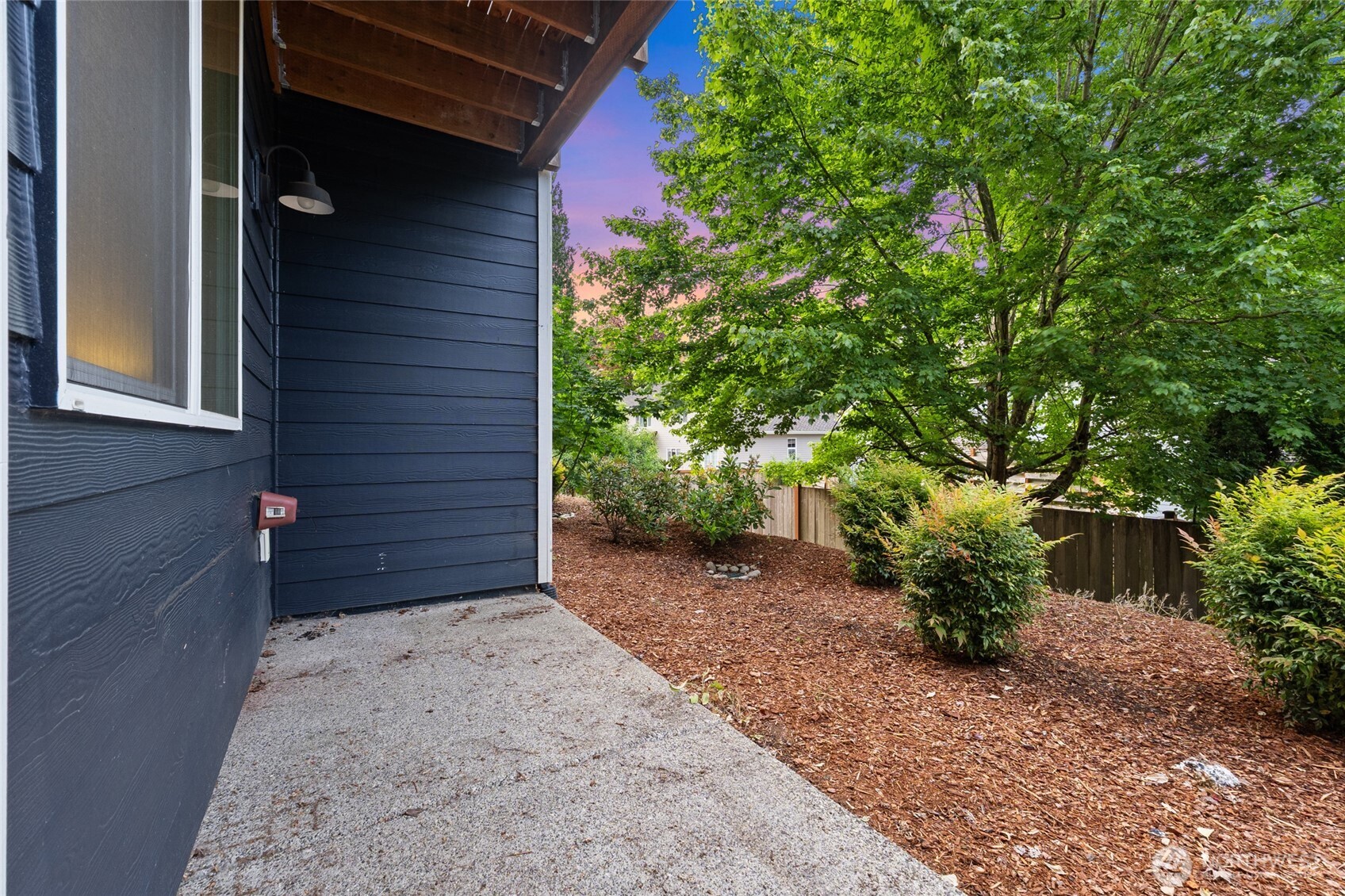 1621 Seattle Hill Road F4 Property Photo 35