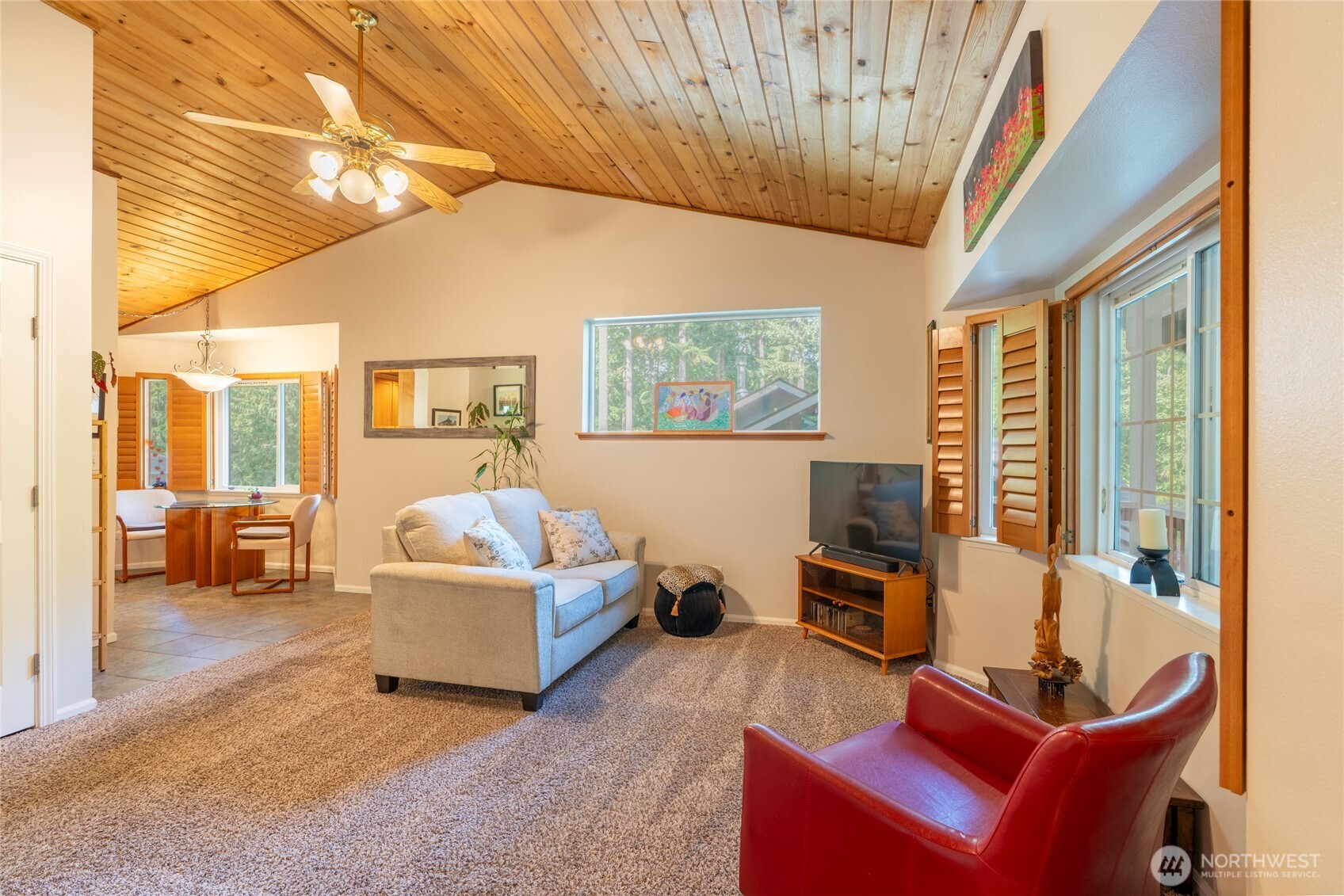 72 Sayward Lane Property Photo 3