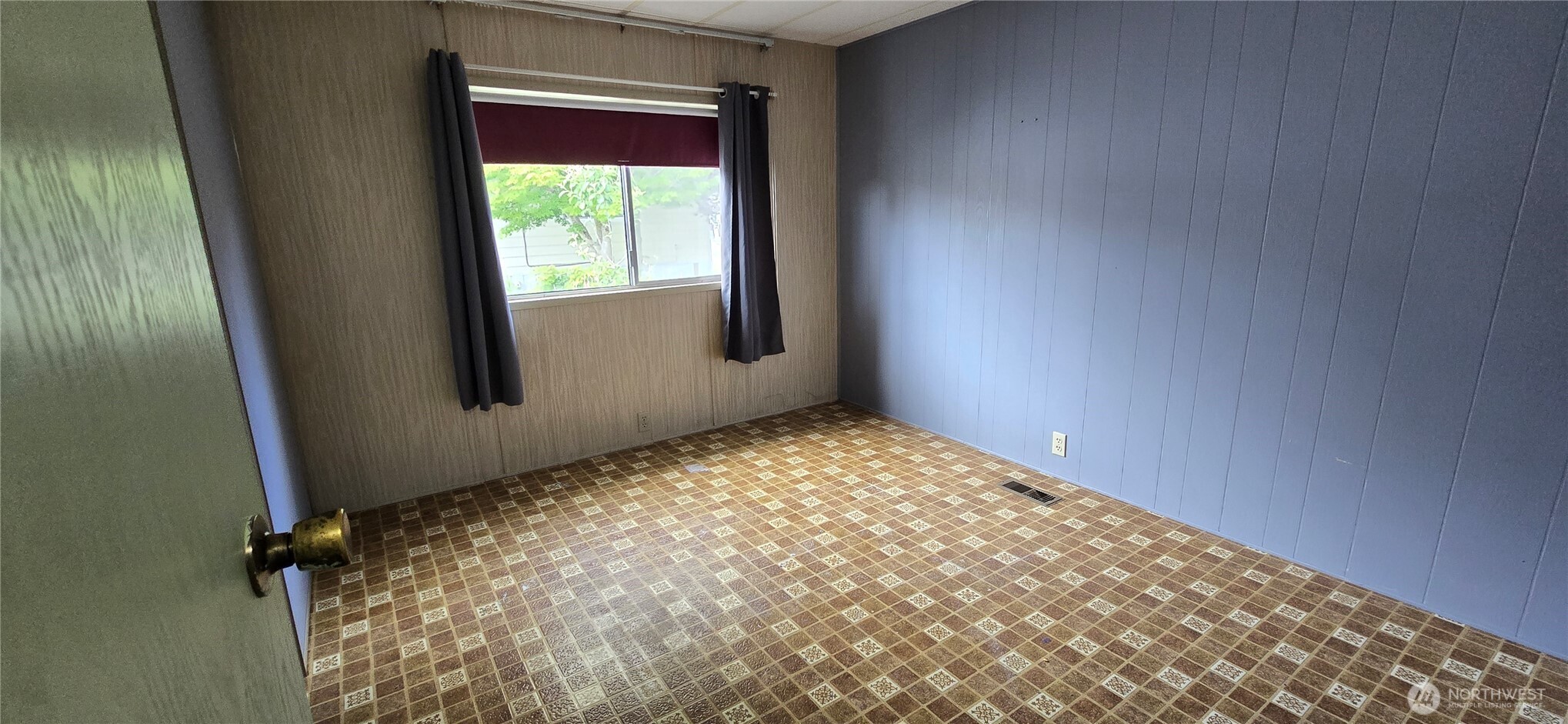 13 Juniper Estates Property Photo 11