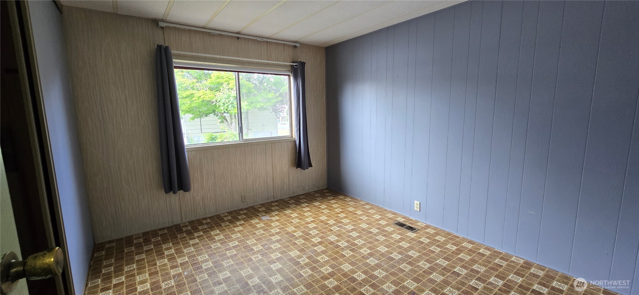 13 Juniper Estates Property Photo 13
