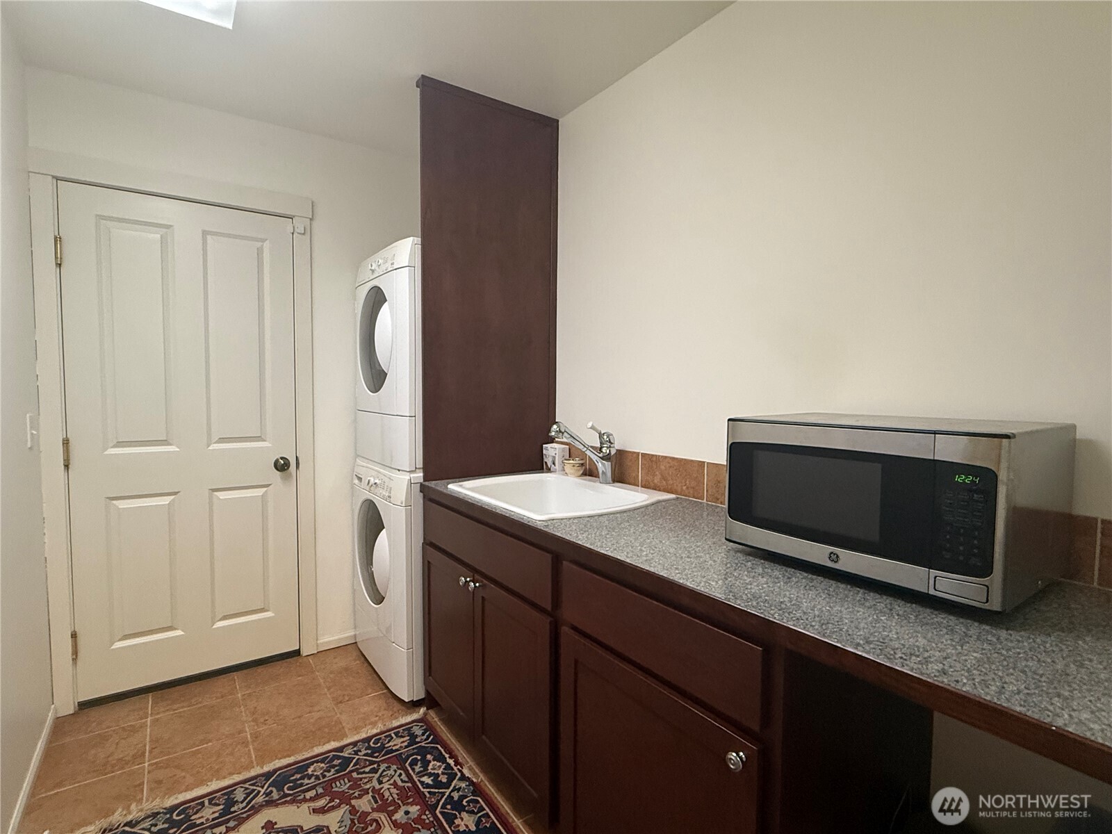 143 Raccoon Point Road Property Photo 27