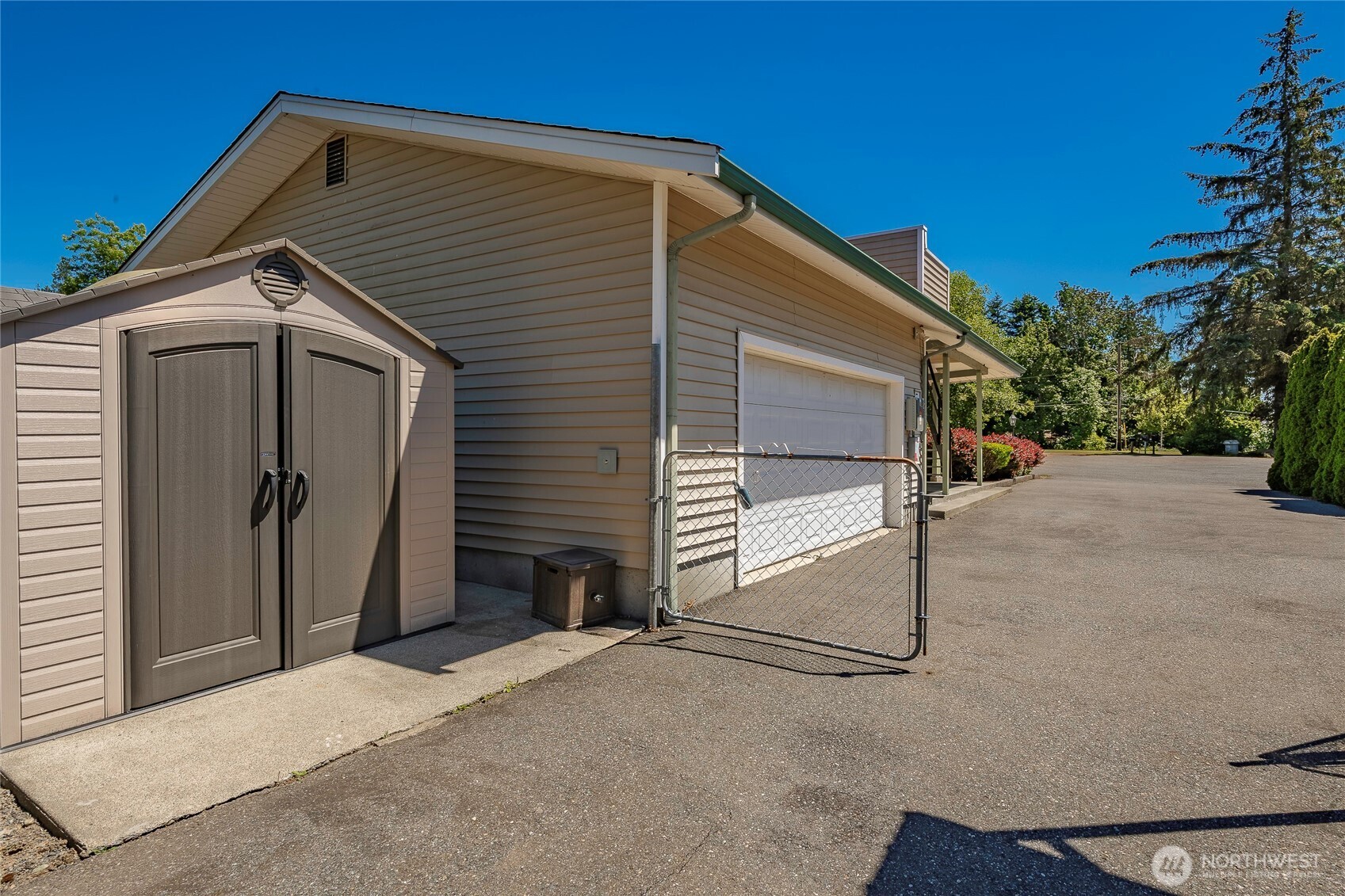 5276 Cherry Tree Lane Property Photo 34
