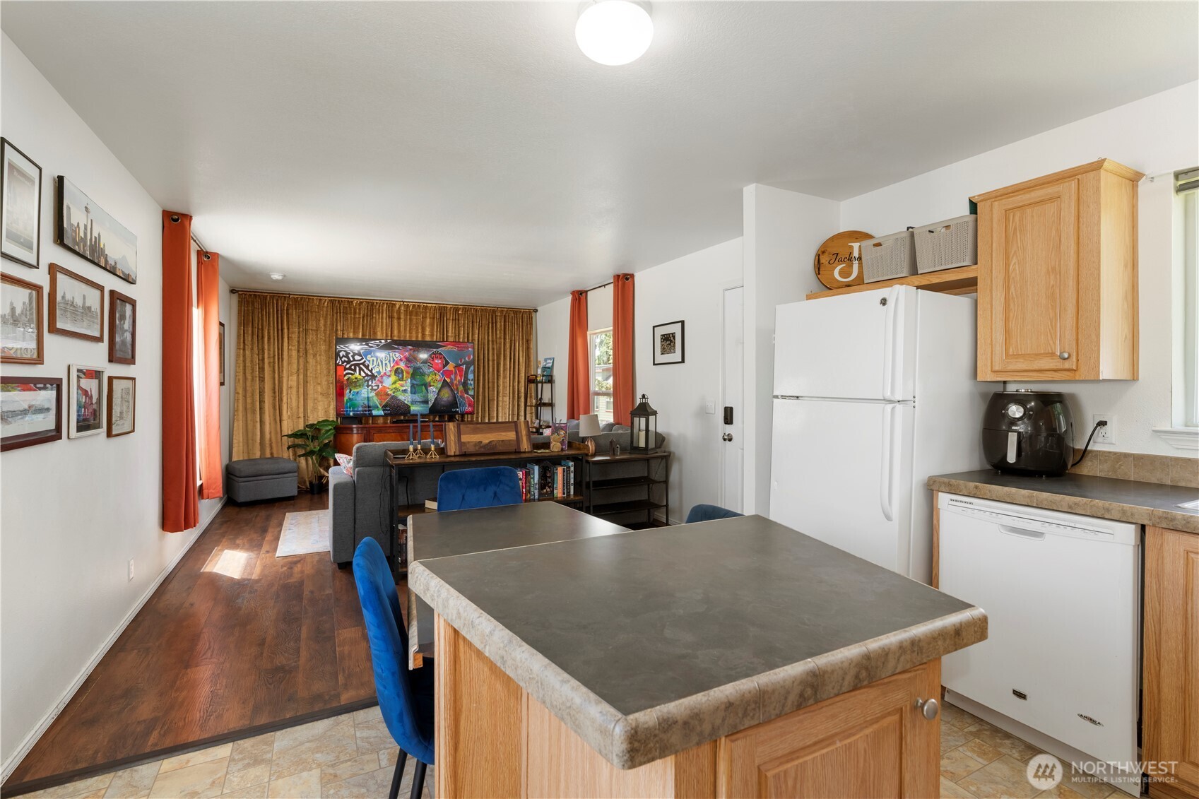611 Cedar Avenue 6 Property Photo 6