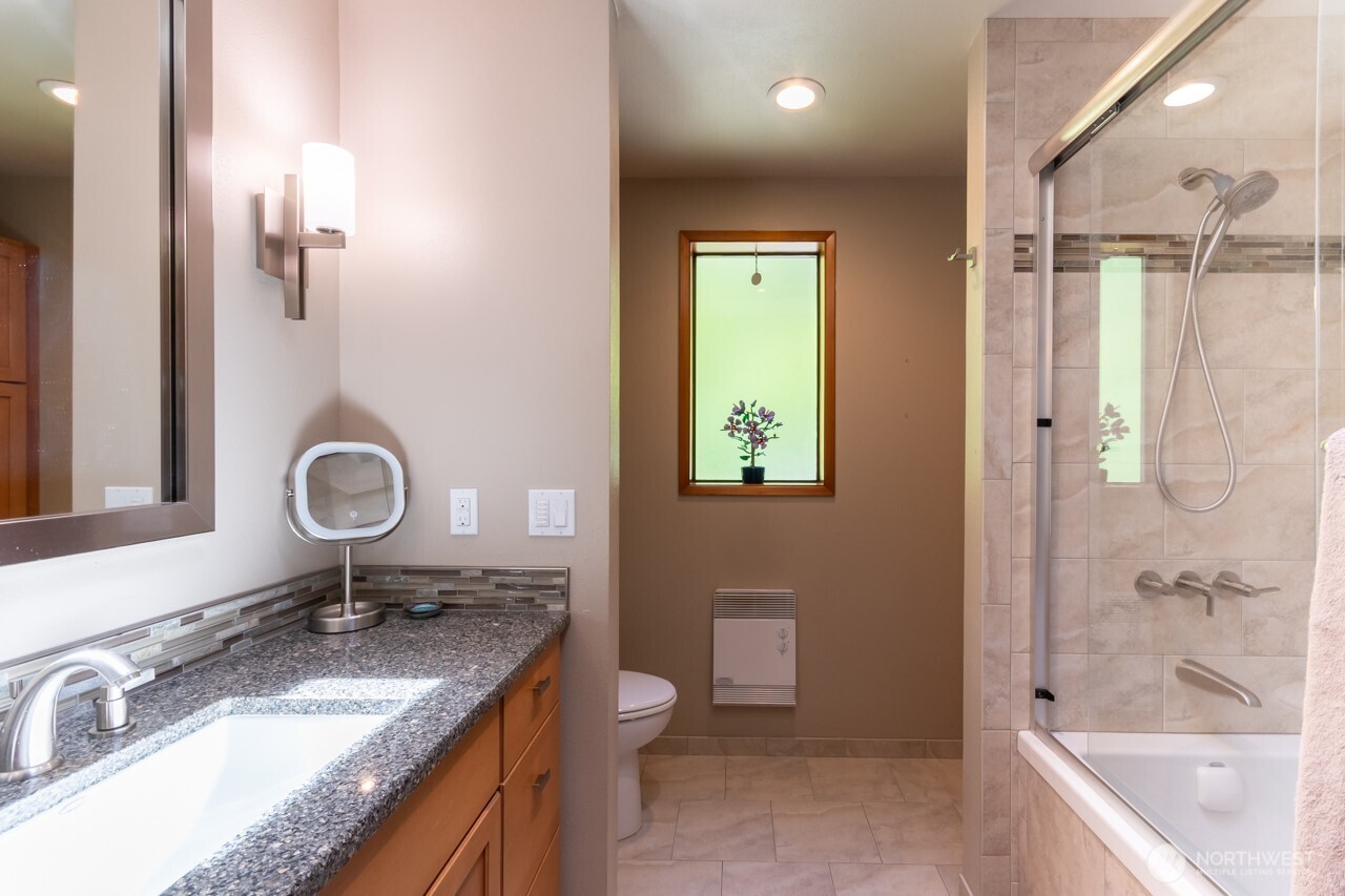492 Walkabout Way Property Photo 23