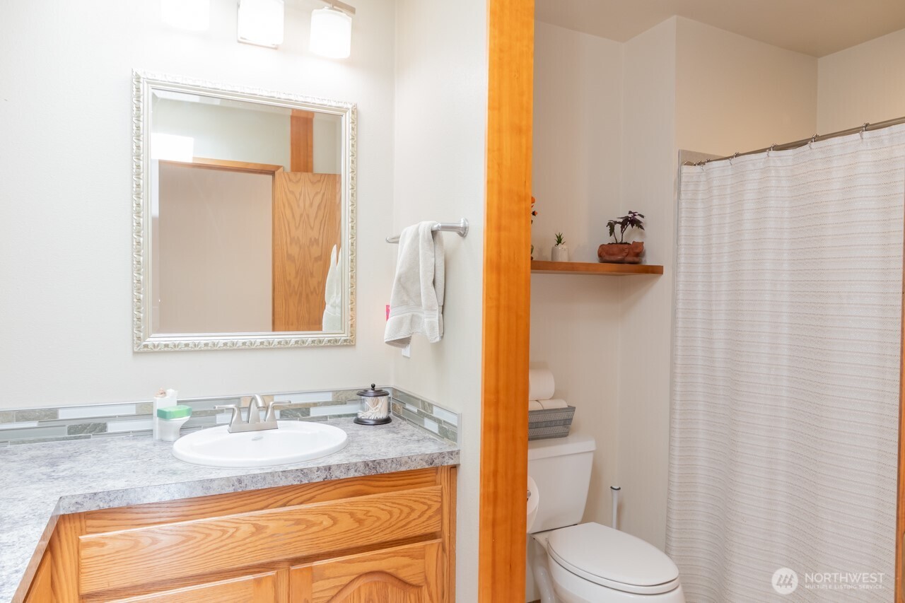 492 Walkabout Way Property Photo 26