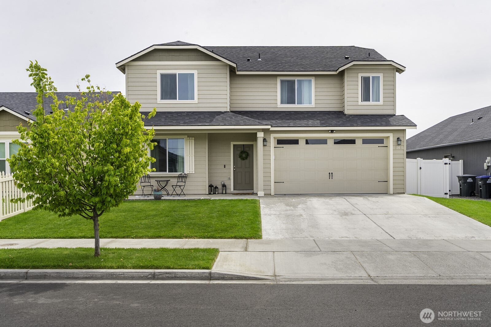 1361 E Nen Drive Property Photo 1