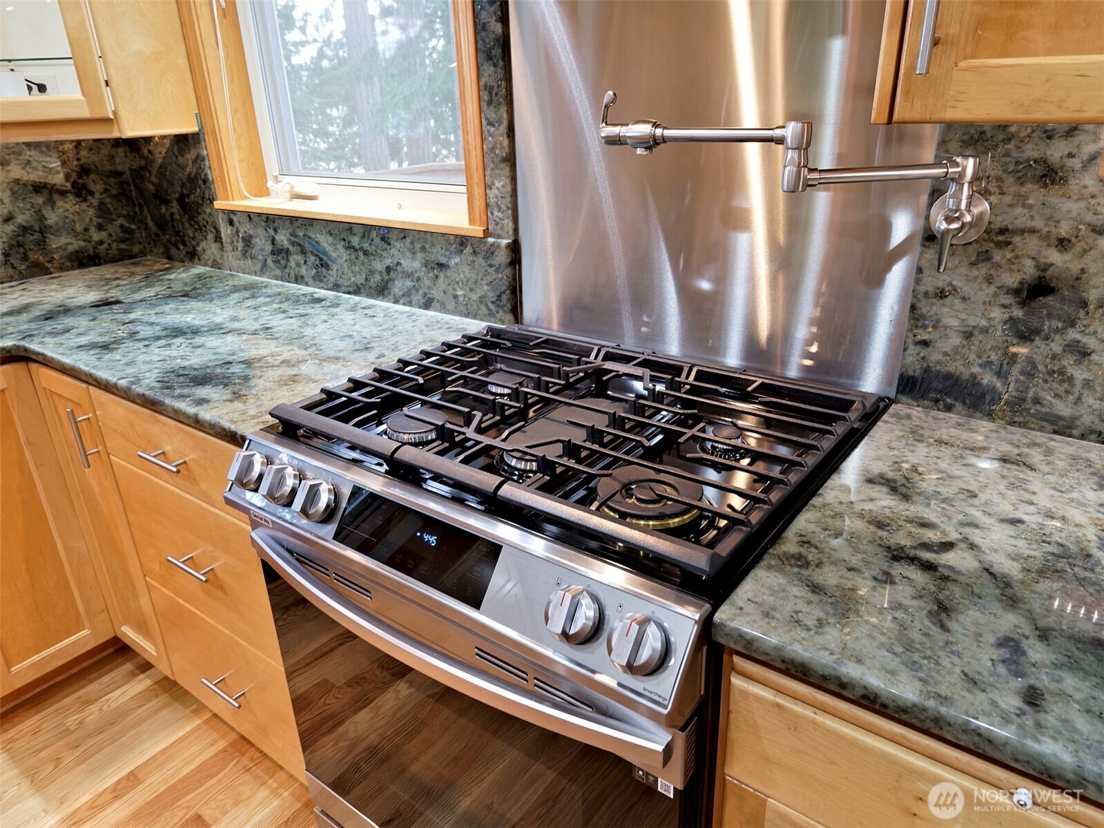 898 Se Dahman Road Property Photo 11
