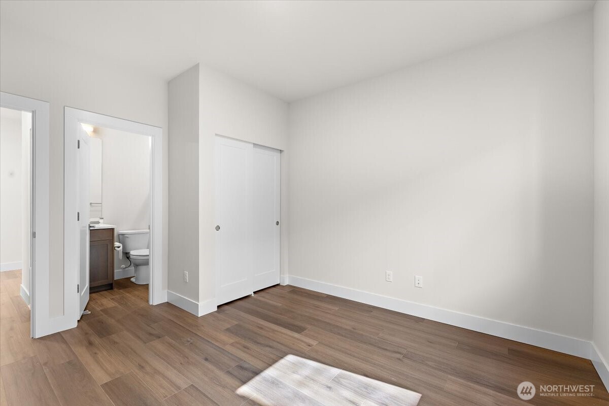 17921 Sunset Road Property Photo 8