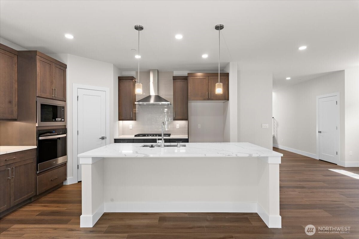 17921 Sunset Road Property Photo 12