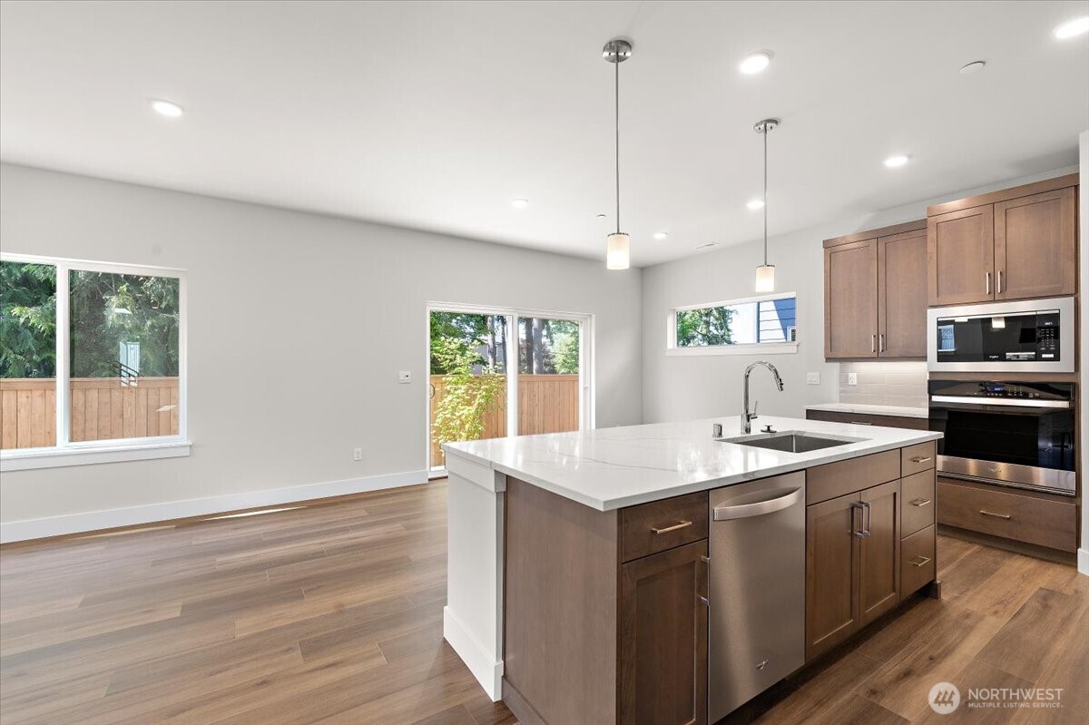 17921 Sunset Road Property Photo 13
