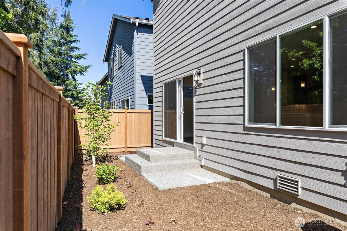 17921 Sunset Road Property Photo 17
