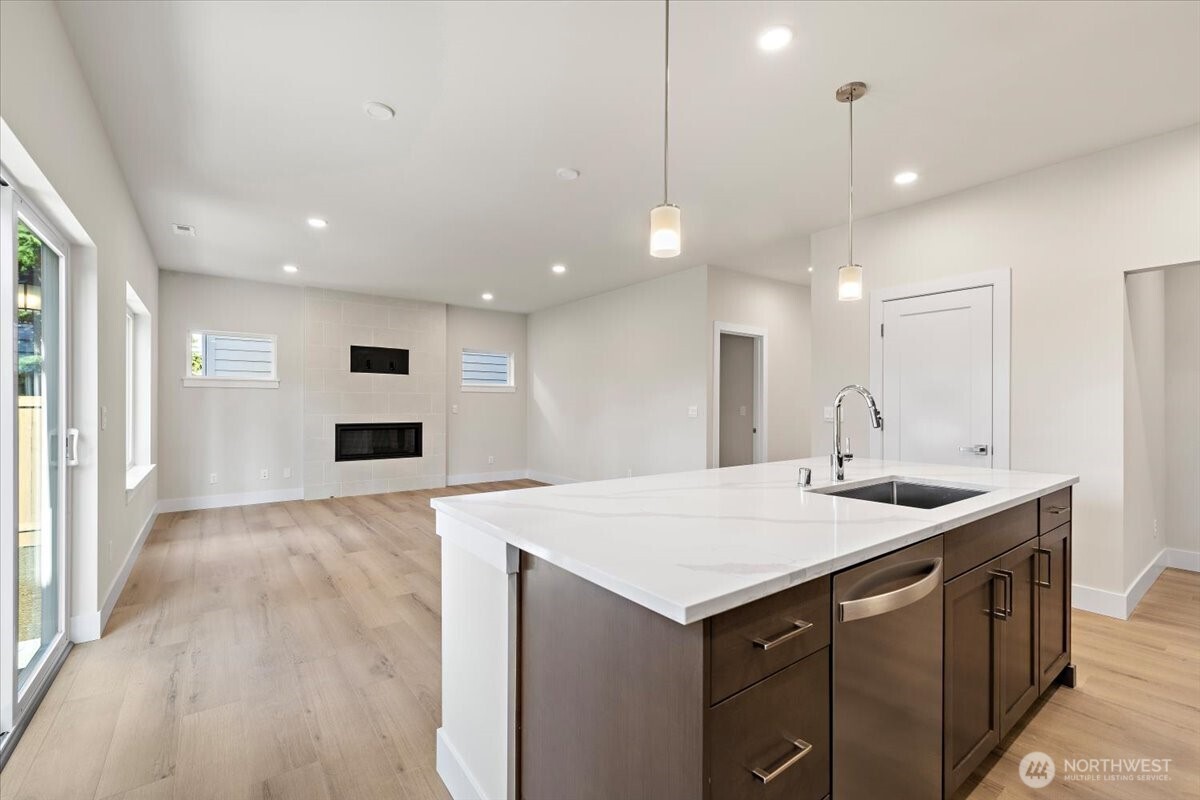 17915 Sunset Road Property Photo 11