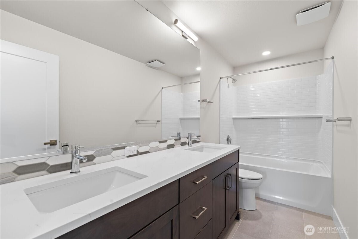 17915 Sunset Road Property Photo 28