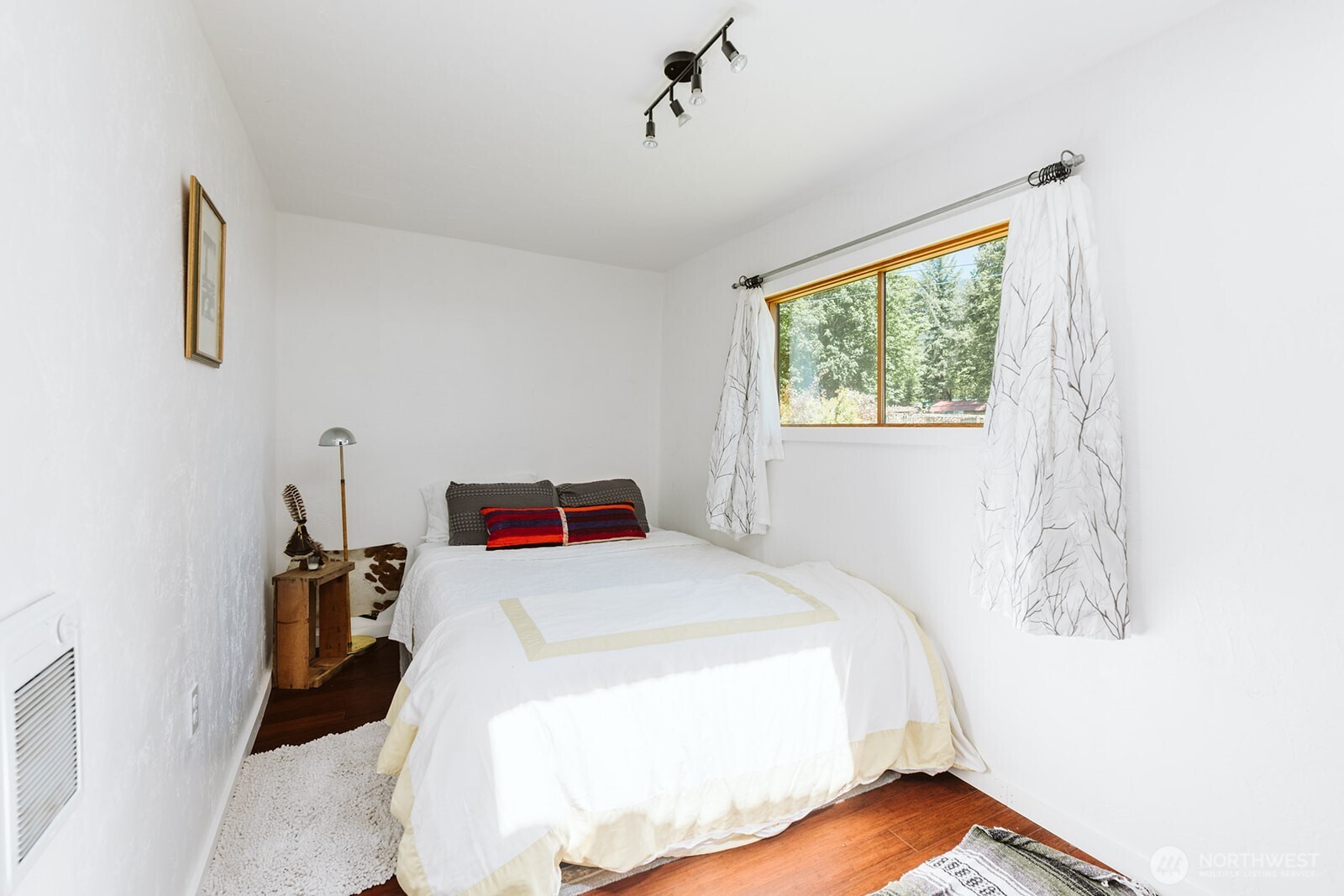 109 Mt Rainier Drive Property Photo 11