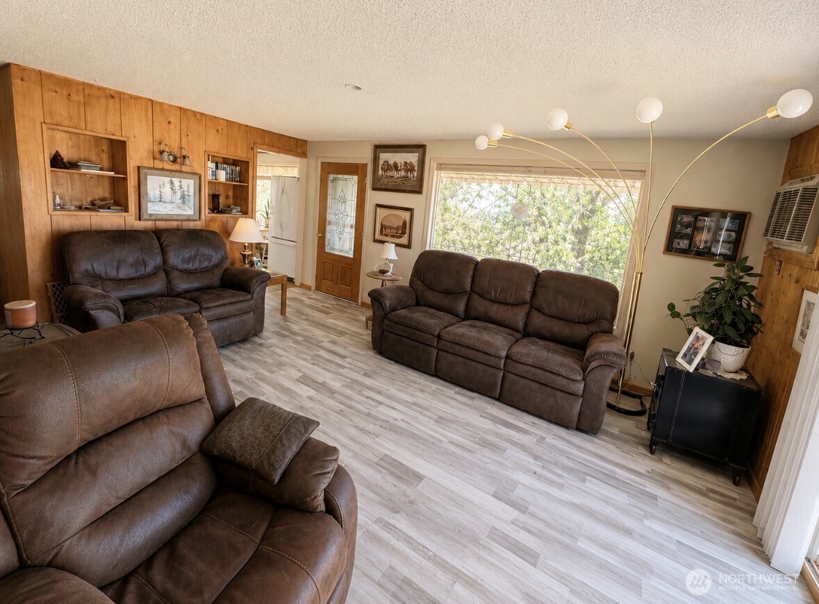 16 Mossy Rock Road Property Photo 20