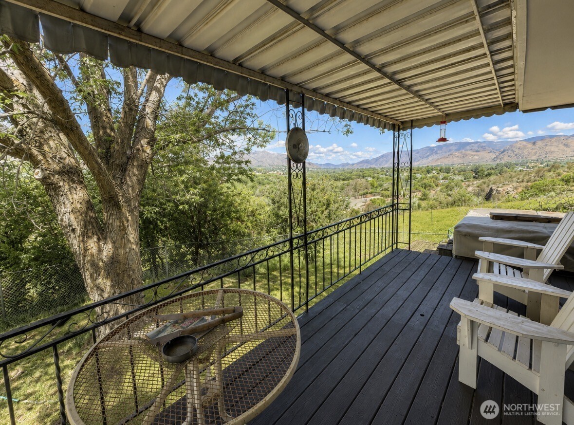 16 Mossy Rock Road Property Photo 34