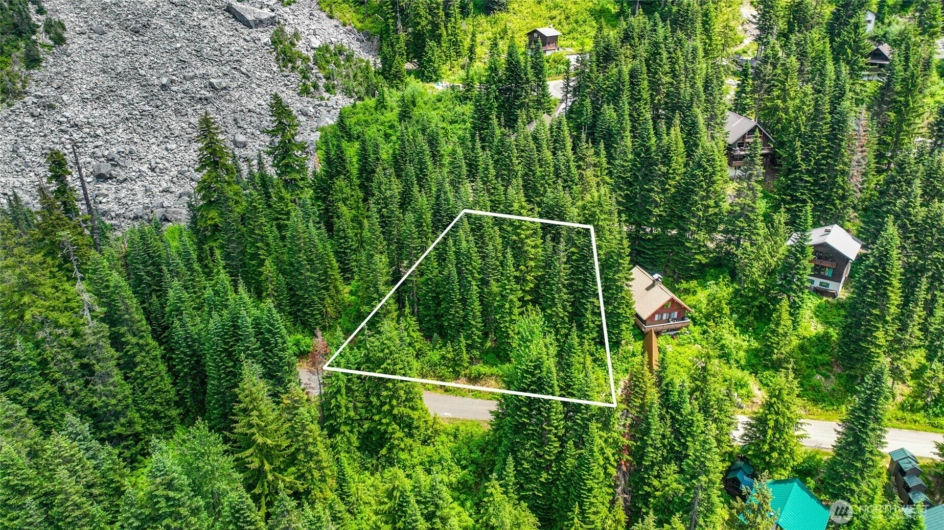 30 Saint Anton Property Photo 4
