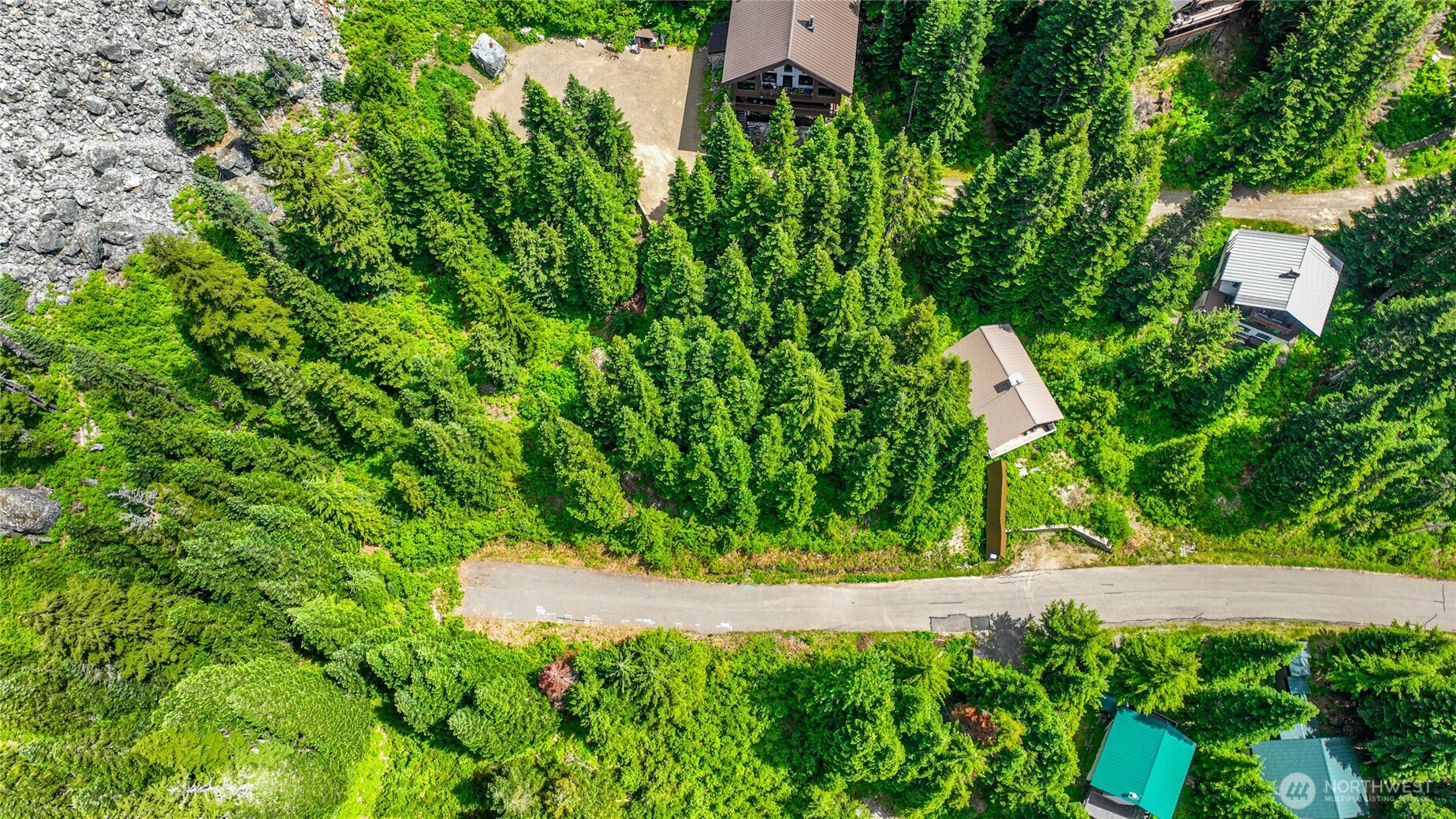 30 Saint Anton Property Photo 7