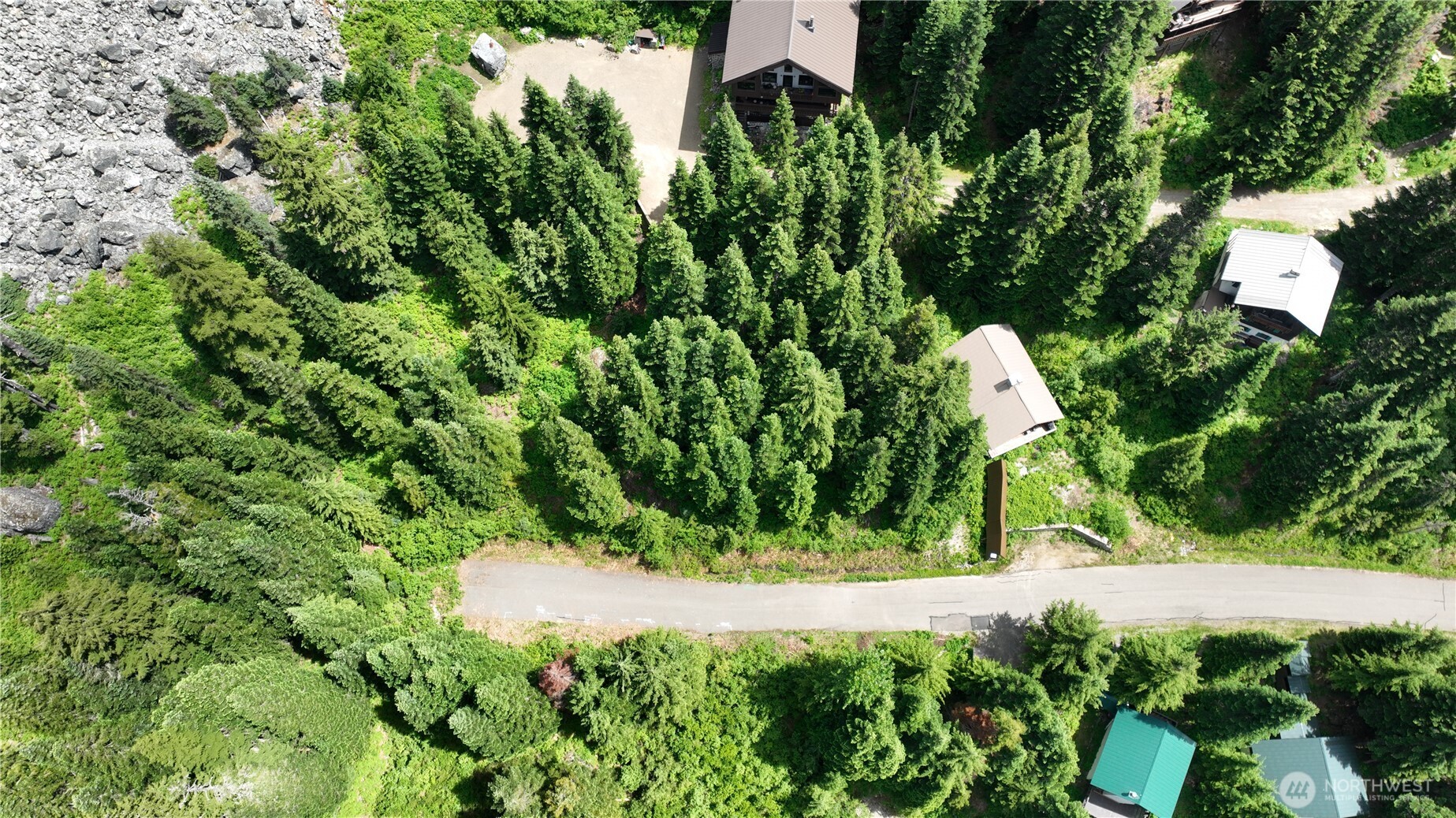 30 Saint Anton Property Photo 12