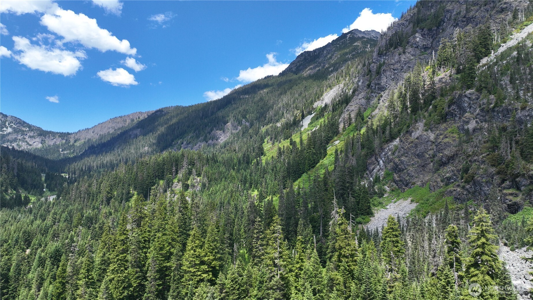 30 Saint Anton Property Photo 13