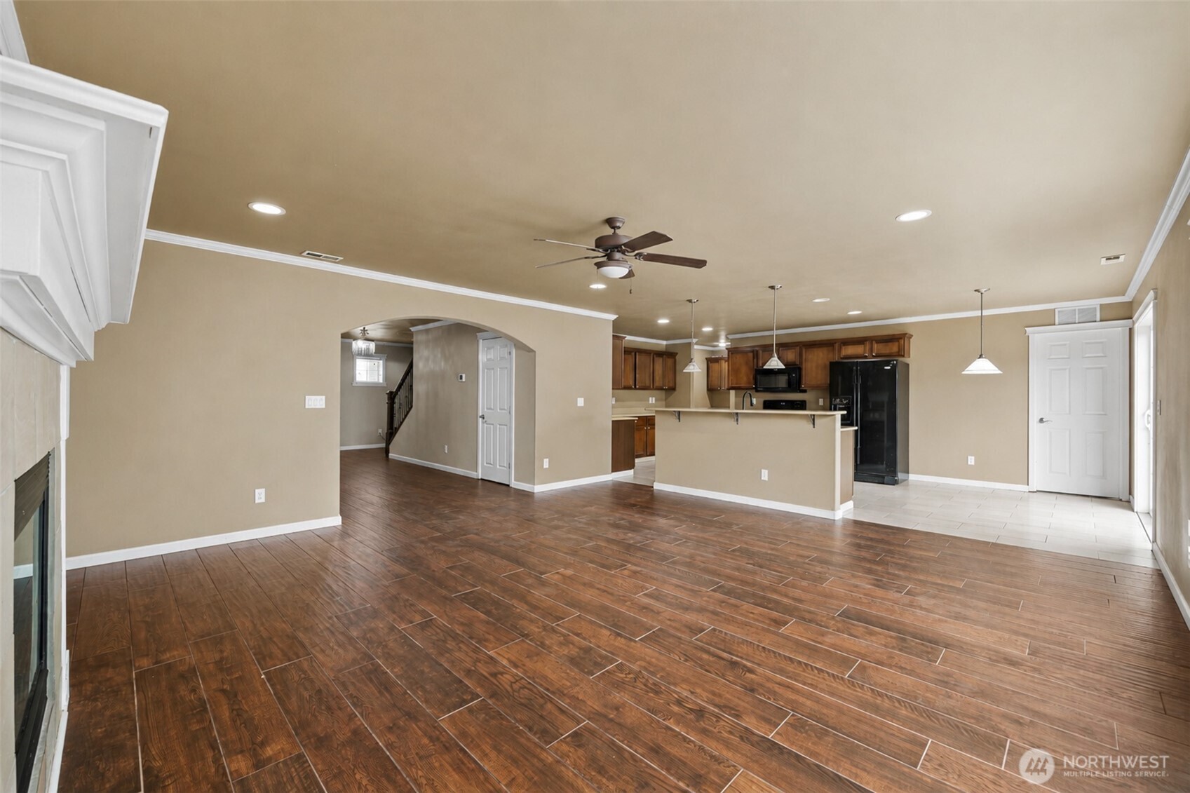 4737 Mount Baker Loop Property Photo 3
