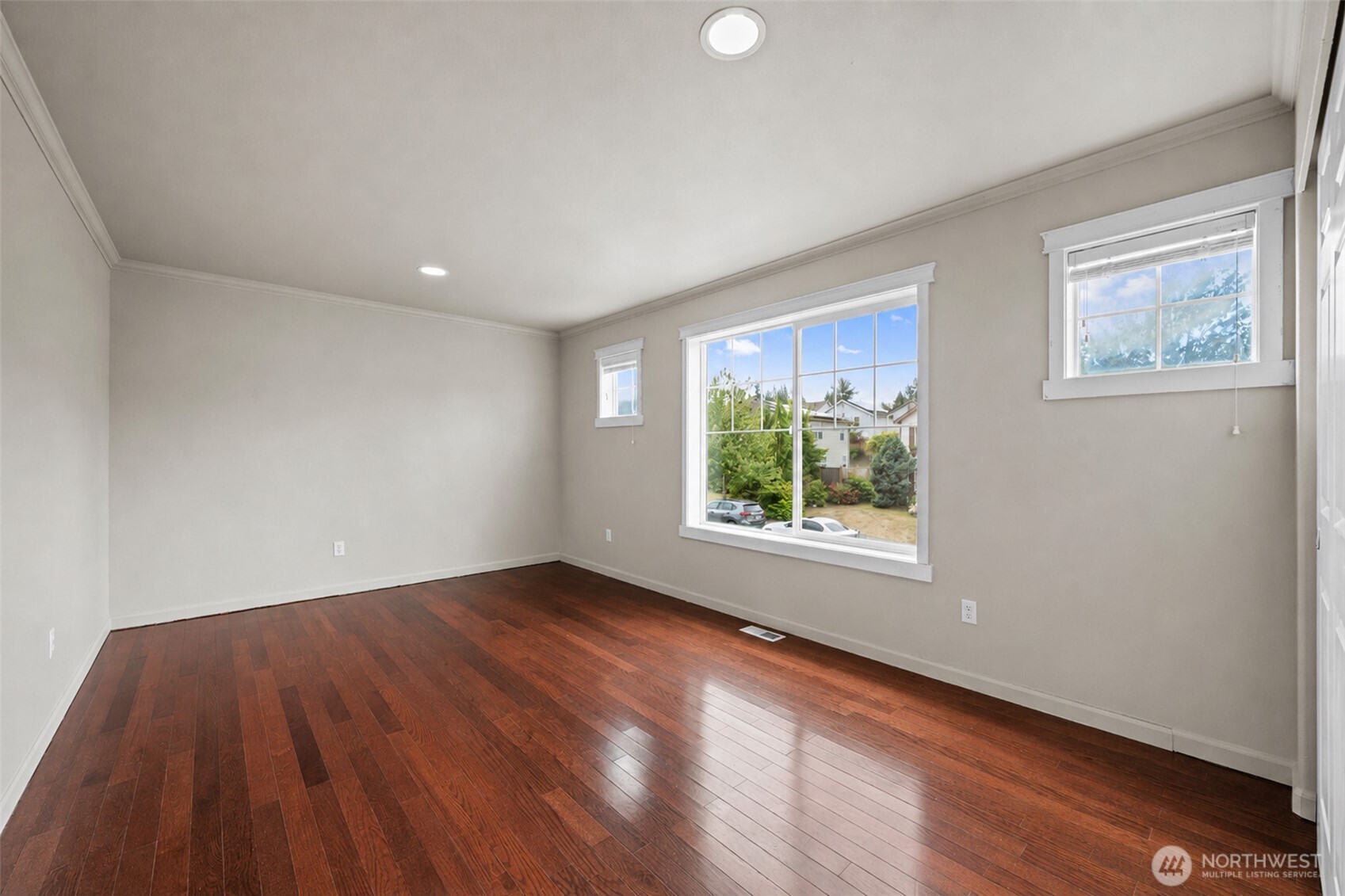 4737 Mount Baker Loop Property Photo 14