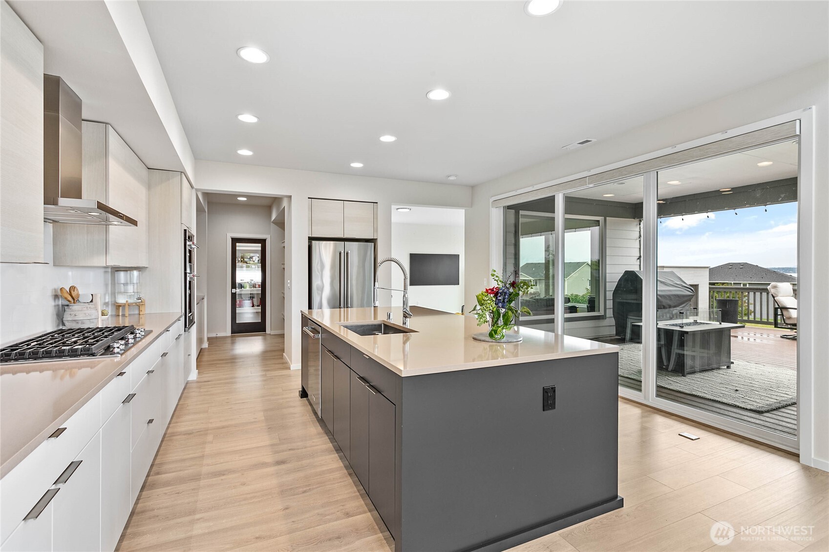 8465 Camas Drive Property Photo 19