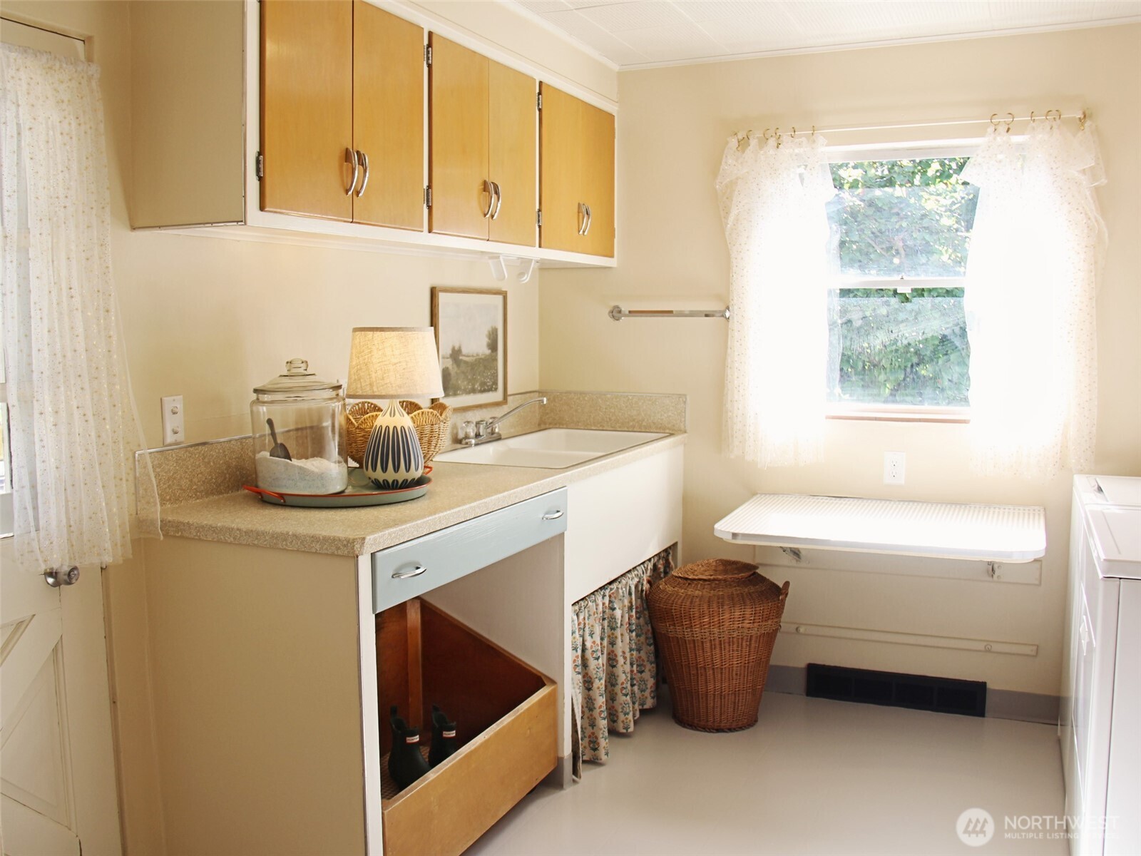 945 Idaho Street Property Photo 18