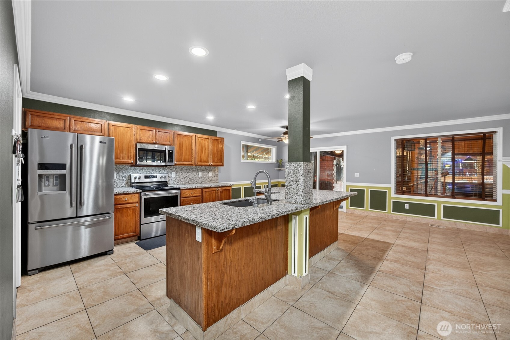 10426 198th Street Ct Property Photo 6