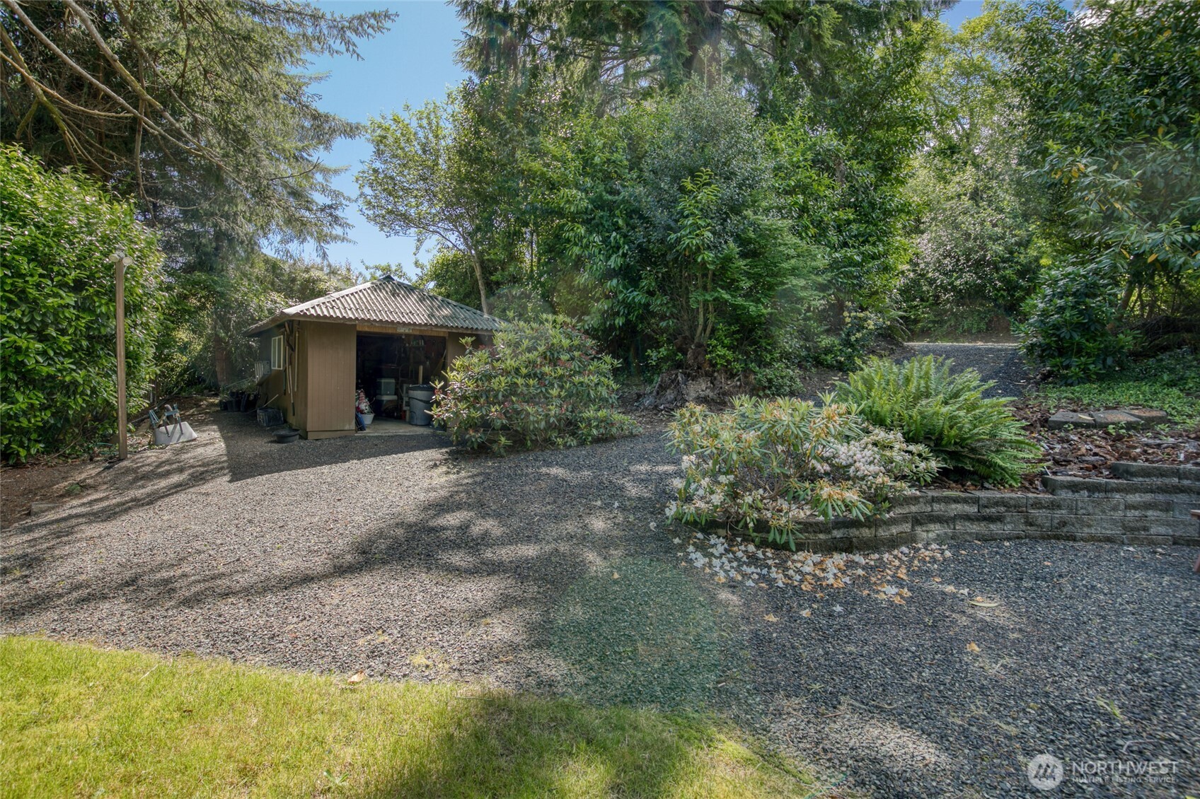 612 9th Avenue Property Photo 9