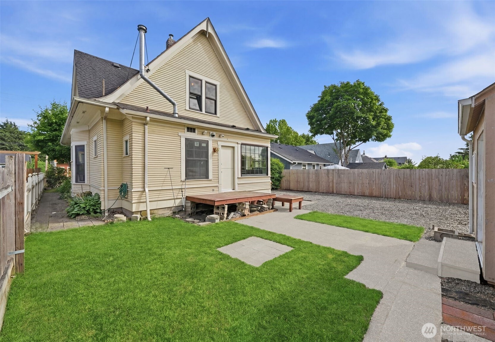 2415 F Street Property Photo 37