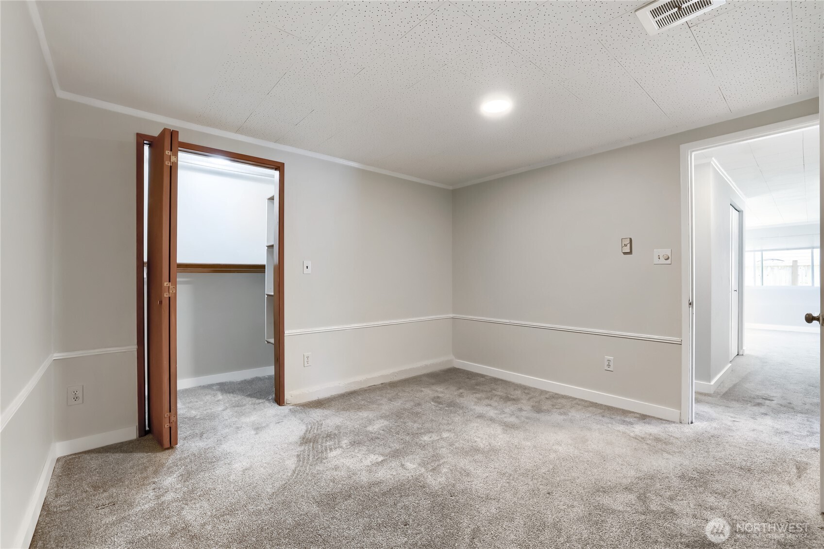 1254 8th Avenue Property Photo 10