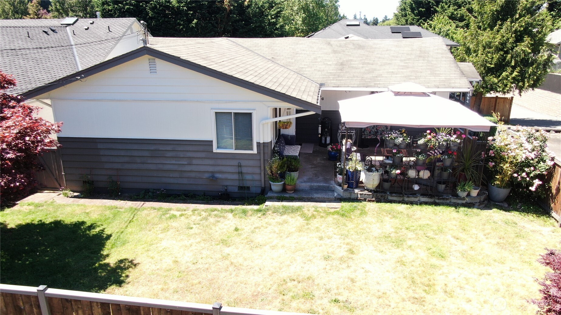 1254 8th Avenue Property Photo 17