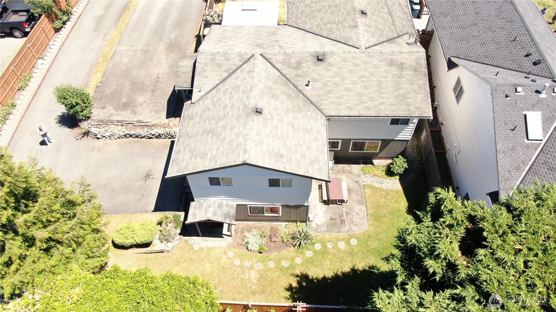 1254 8th Avenue Property Photo 18