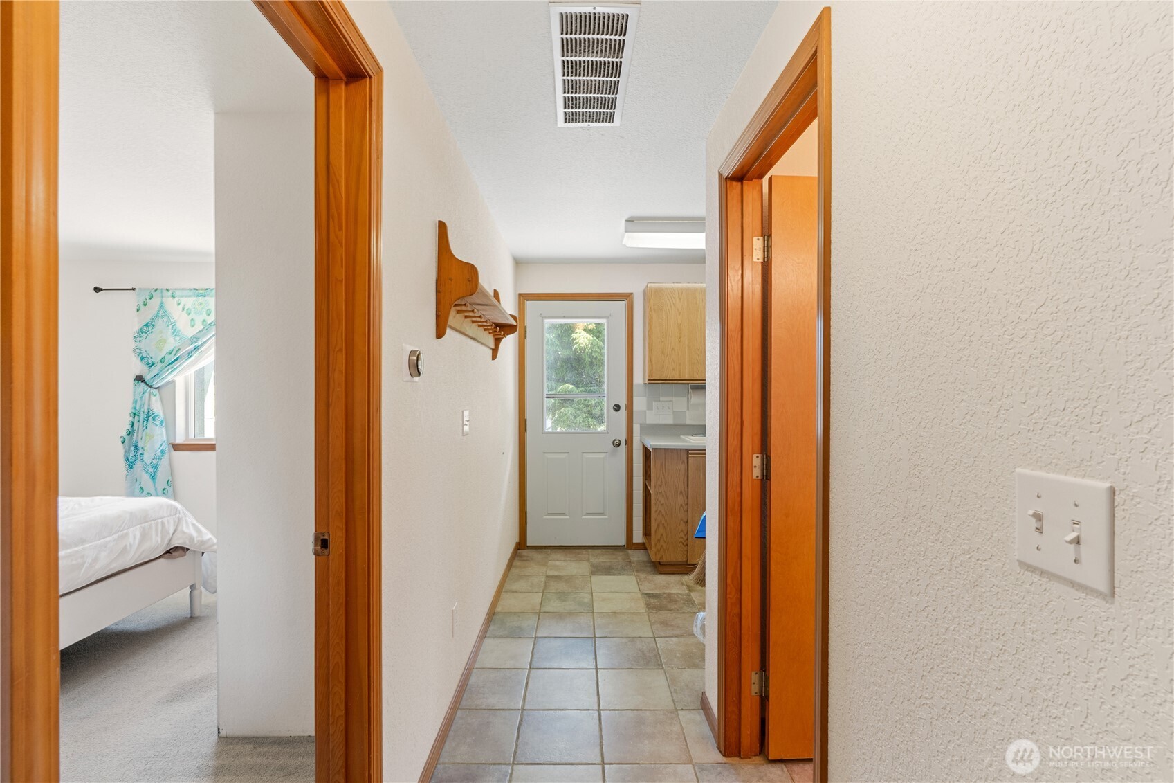 21 Mccullough Road Property Photo 8