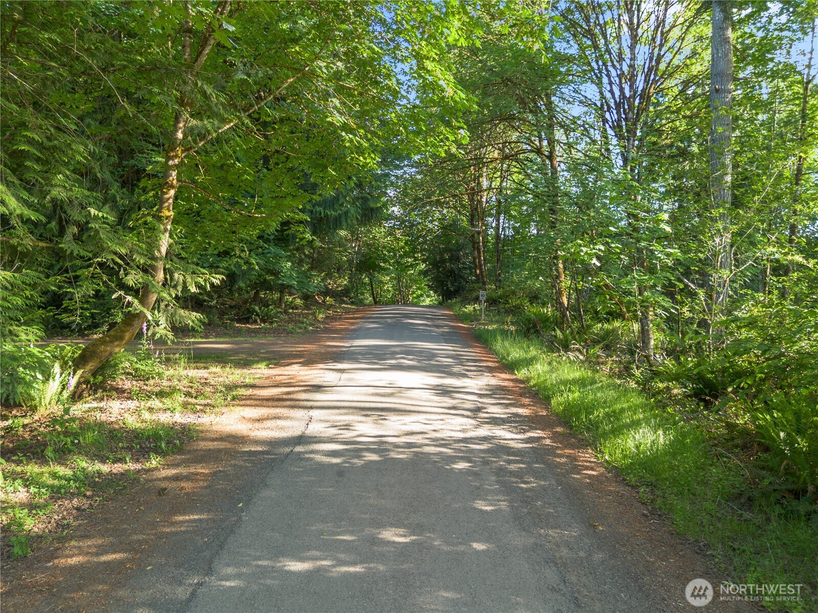 641 E Jared Road Property Photo 13