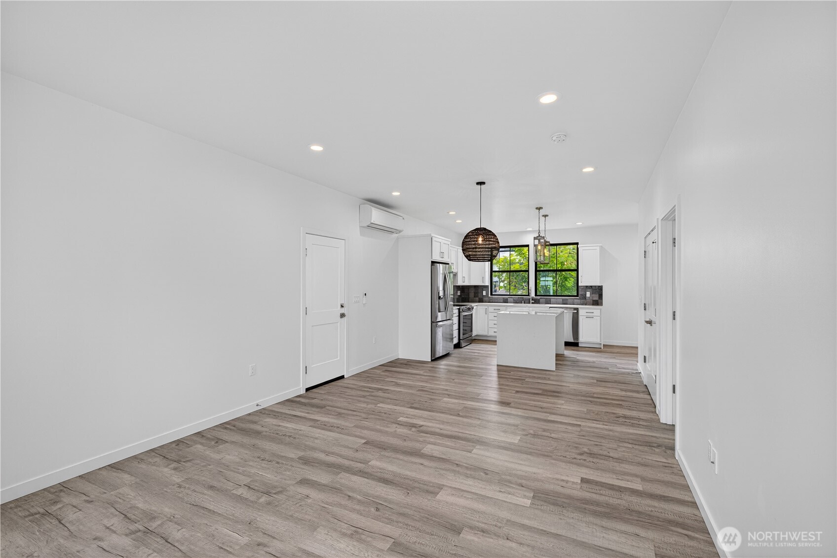 3914 Crosswinds Court Property Photo 12