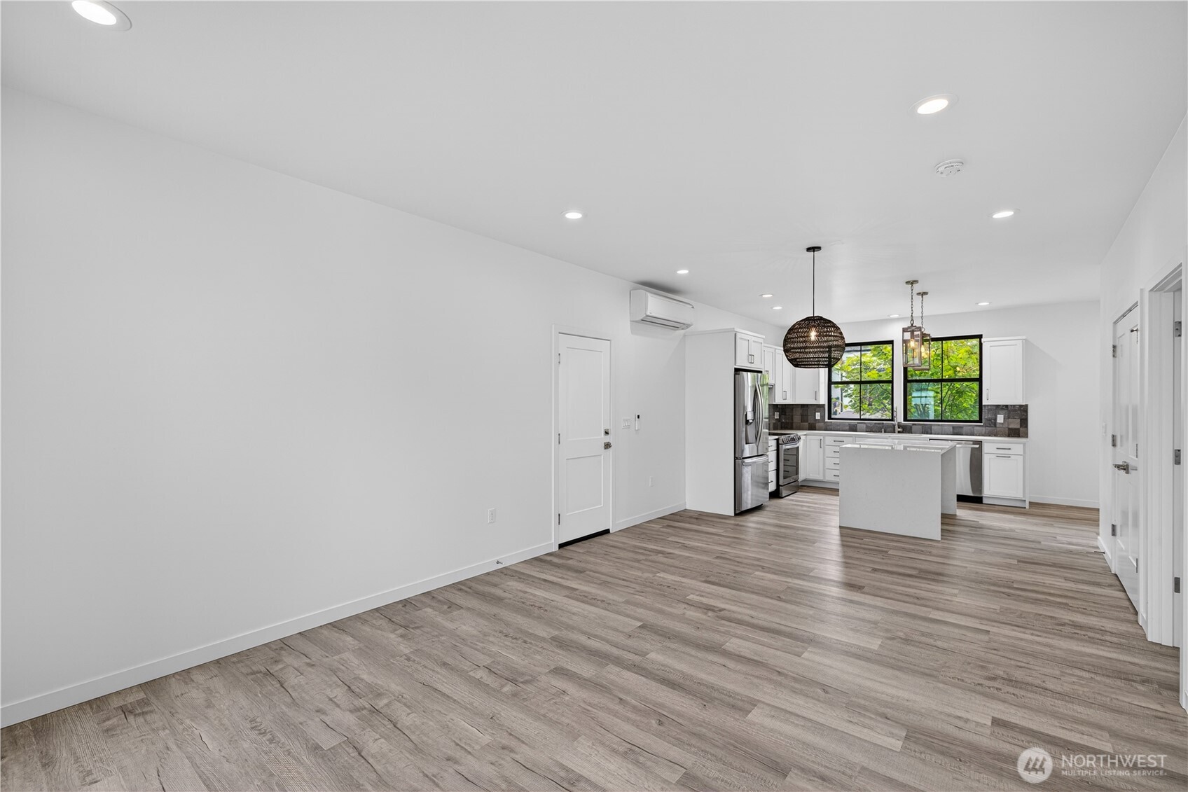 3914 Crosswinds Court Property Photo 13