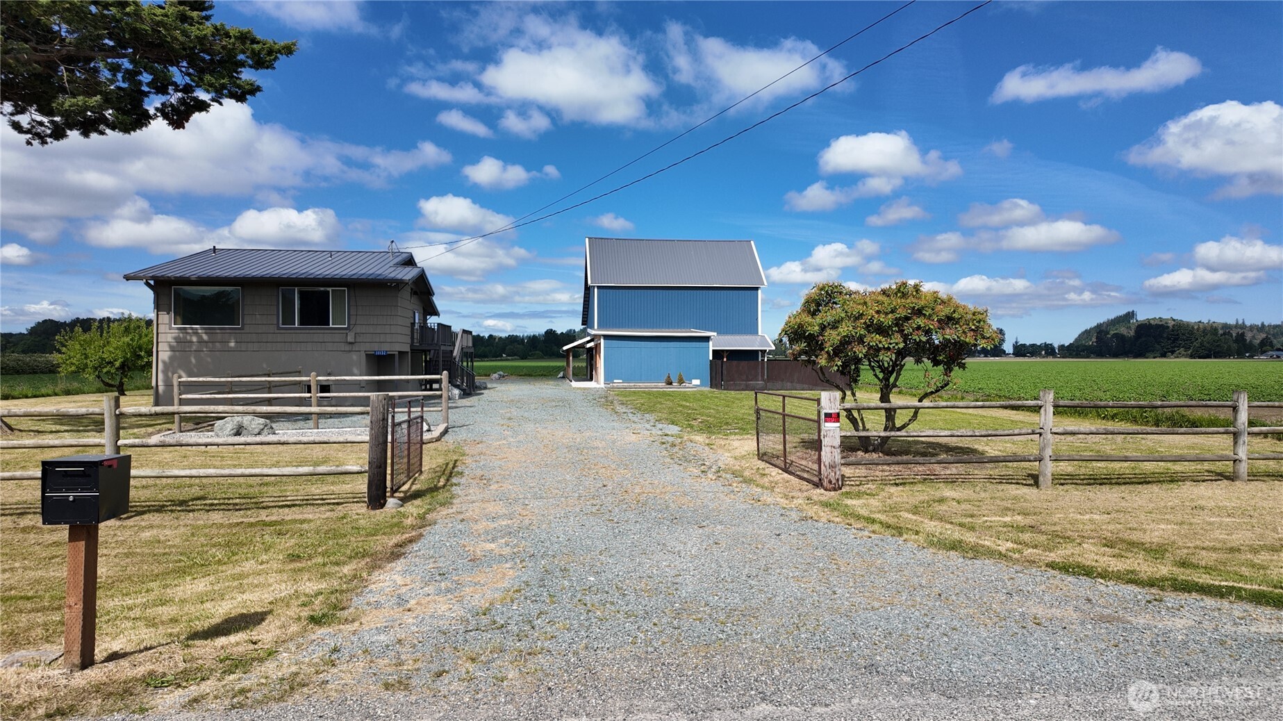 11132 Sterling Road Property Photo 2