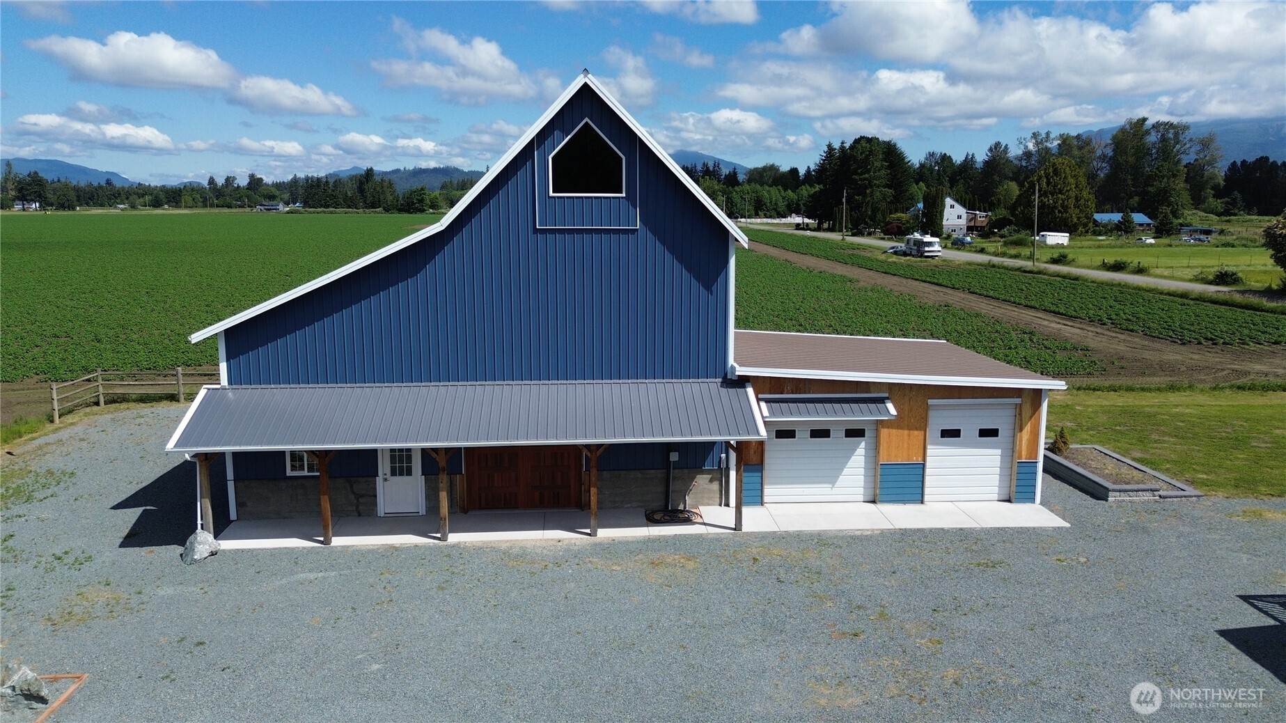 11132 Sterling Road Property Photo 4