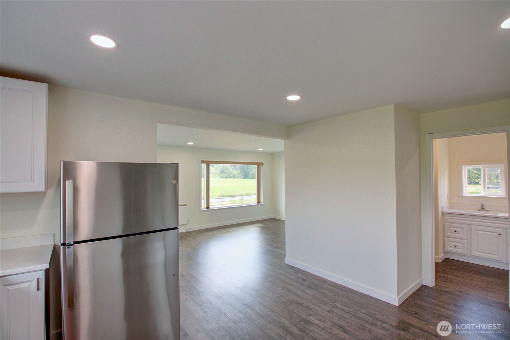 11132 Sterling Road Property Photo 9