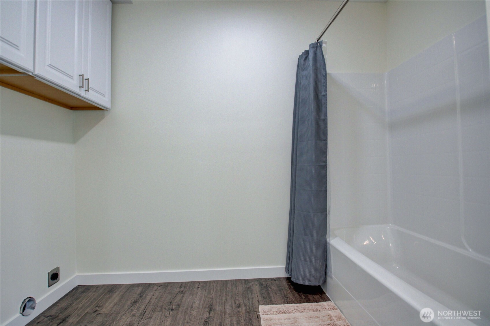 11132 Sterling Road Property Photo 14